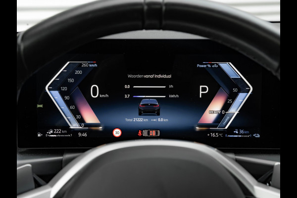 BMW 3-serie 330e M-Sport - LCI 2 - Schuifdak - Trekhaak - Widescreen - Hifi - Camera