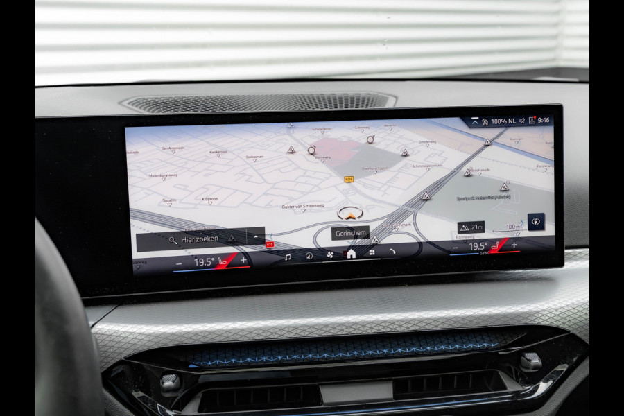BMW 3-serie 330e M-Sport - LCI 2 - Schuifdak - Trekhaak - Widescreen - Hifi - Camera