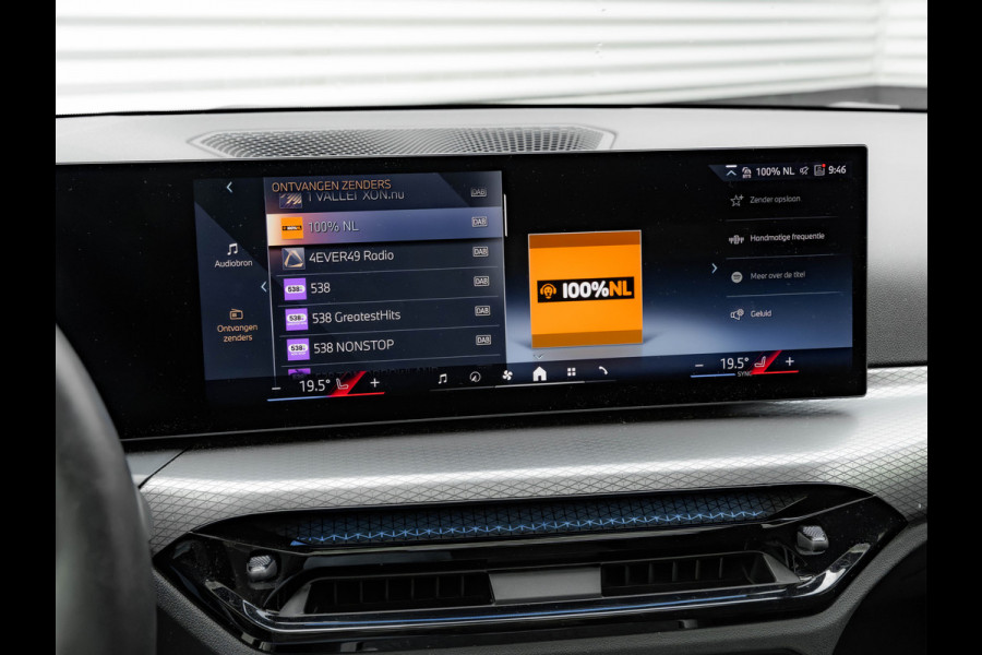 BMW 3-serie 330e M-Sport - LCI 2 - Schuifdak - Trekhaak - Widescreen - Hifi - Camera