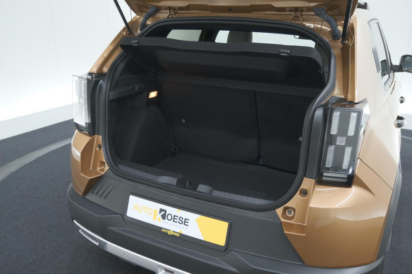 Fiat Grande Panda E La Prima 7 kW 44 kWh | 1 Fase | SOH 96% | Camera | Navigatie | Parkeersensoren