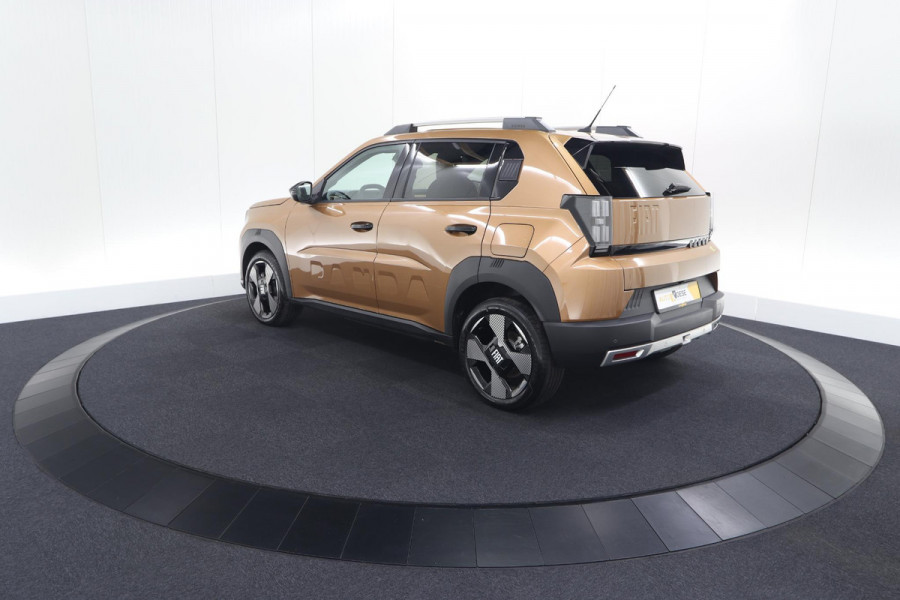 Fiat Grande Panda E La Prima 7 kW 44 kWh | 1 Fase | SOH 96% | Camera | Navigatie | Parkeersensoren