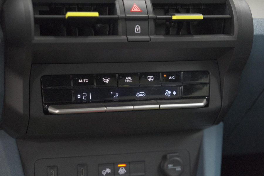 Fiat Grande Panda E La Prima 7 kW 44 kWh | 1 Fase | SOH 96% | Camera | Navigatie | Parkeersensoren