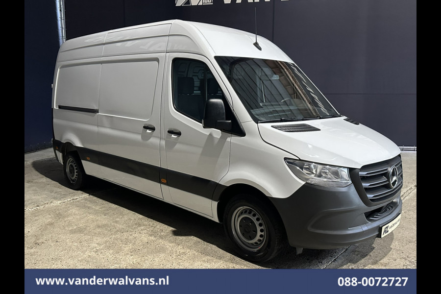 Mercedes-Benz Sprinter 211 CDI 115pk L2H2 Euro6 Airco | Camera | Trekhaak Bijrijdersbank