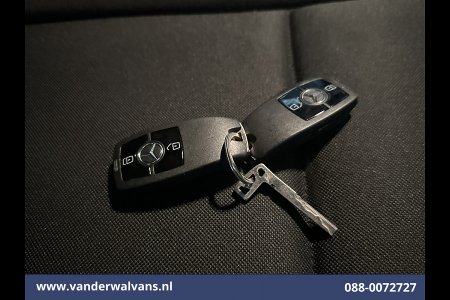 Mercedes-Benz Sprinter 211 CDI 115pk L2H2 Euro6 Airco | Camera | Trekhaak Bijrijdersbank