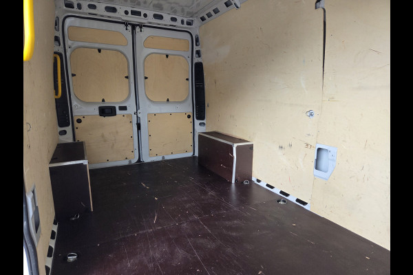 Peugeot Boxer NIEUW MODEL 2.2 BlueHDi 140 Pk L3H2 ECC Airco - Achteruitrijcamera - Cruisecontrol - Navigatie