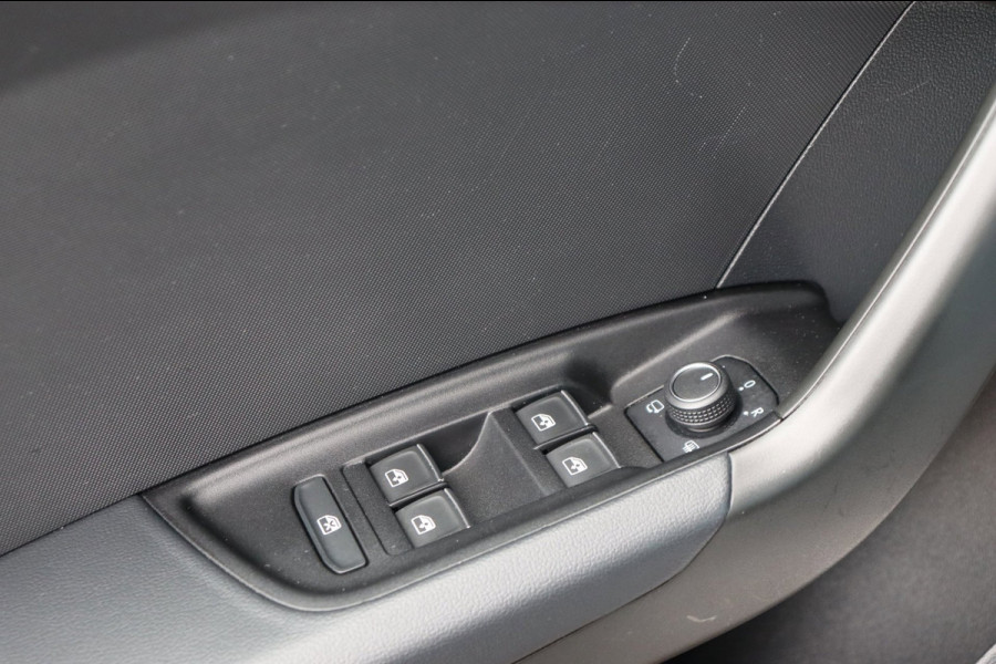 Audi A1 Sportback 30 TFSI Advanced edition Stoelvw digi-dash navigatie