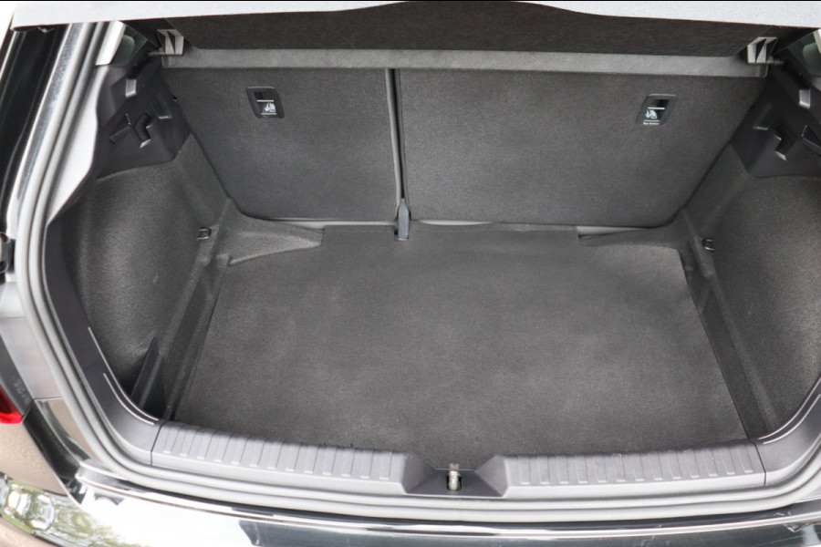 Audi A1 Sportback 30 TFSI Advanced edition Stoelvw digi-dash navigatie