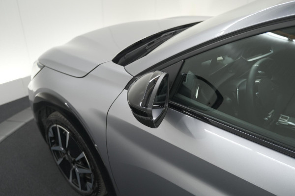 Peugeot 208 1.2 Hybrid 145 e-DCS6 GT | Alcantara Pakket | Camera | Apple Carplay | Stoelverwarming