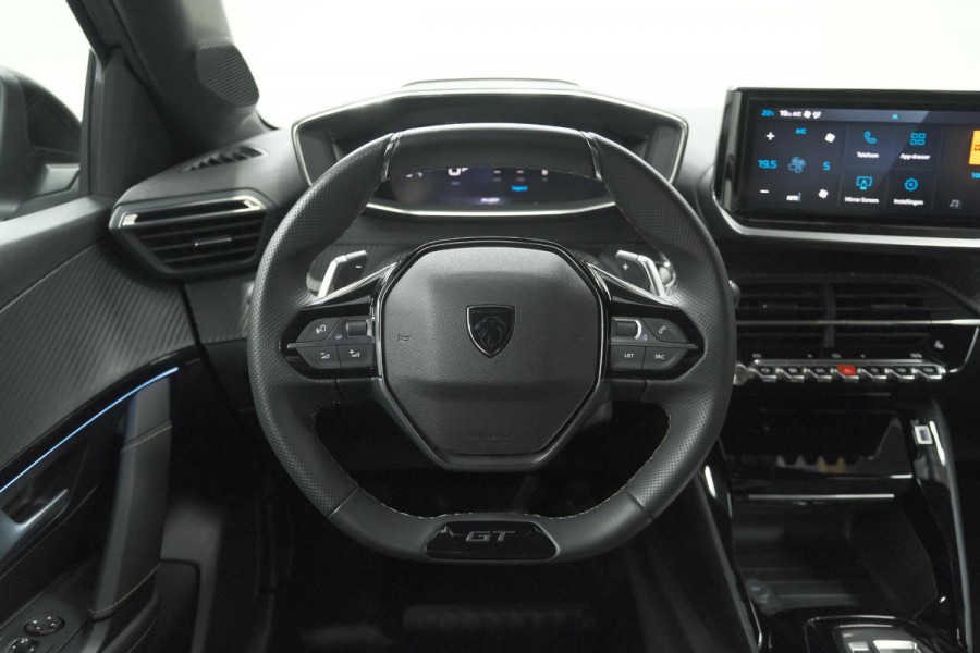 Peugeot 208 1.2 Hybrid 145 e-DCS6 GT | Alcantara Pakket | Camera | Apple Carplay | Stoelverwarming