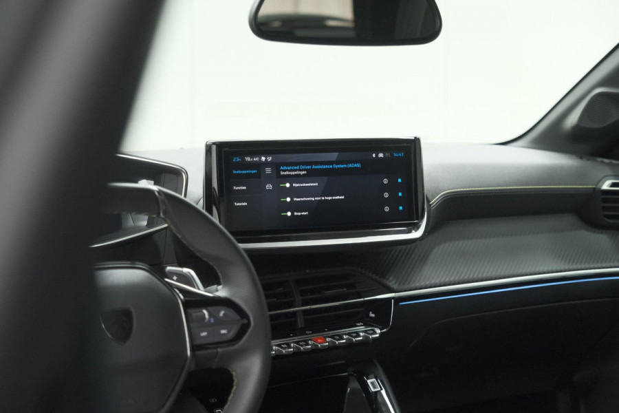 Peugeot 208 1.2 Hybrid 145 e-DCS6 GT | Alcantara Pakket | Camera | Apple Carplay | Stoelverwarming