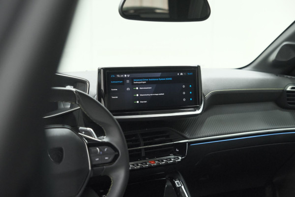 Peugeot 208 1.2 Hybrid 145 e-DCS6 GT | Alcantara Pakket | Camera | Apple Carplay | Stoelverwarming