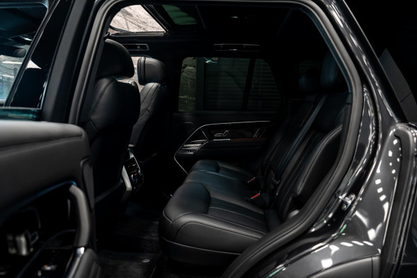 Land Rover Range Rover 3.0 P550e HSE PHEV *Meridian 3D Surround / Panorama / Stoelventilatie & Massage / AWD-Besturing / Soft-Close / 5-JAAR FABRIEKSGARANTIE*