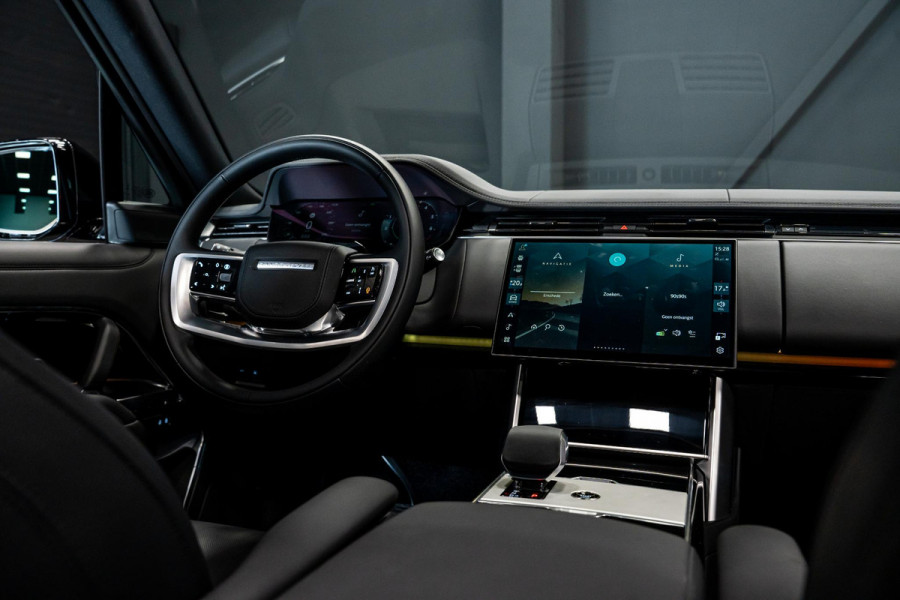 Land Rover Range Rover 3.0 P550e HSE PHEV *Meridian 3D Surround / Panorama / Stoelventilatie & Massage / AWD-Besturing / Soft-Close / 5-JAAR FABRIEKSGARANTIE*