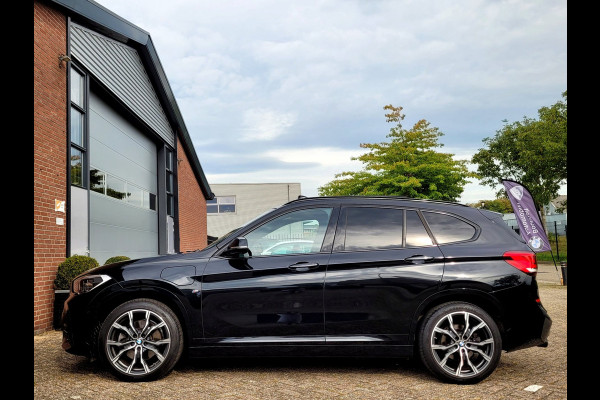 BMW X1 XDrive25e M-sport, Pano, ACC, HUD, Cam, Trekhaak, HiFi, Keyless