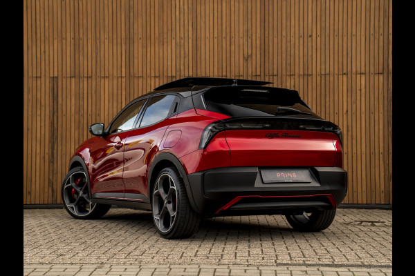 Alfa Romeo junior Elettrica Veloce 54 kWh | Corsa stoelen | Pano-dak | Techno Pack | Sport Pack