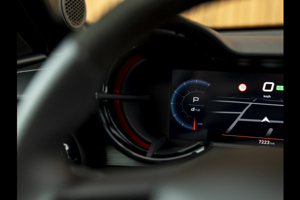 Alfa Romeo junior Elettrica Veloce 54 kWh | Corsa stoelen | Pano-dak | Techno Pack | Sport Pack