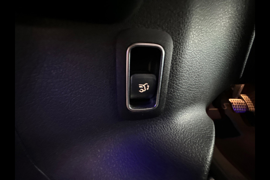 Mercedes-Benz GLA 250 4MATIC AMG Line Pano|ACC|Camera|Dodehoek