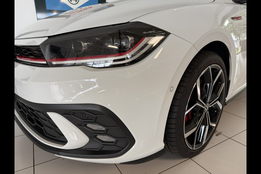 Volkswagen Polo 2.0 TSI GTI Panoramadak / Camera / IQ Light /