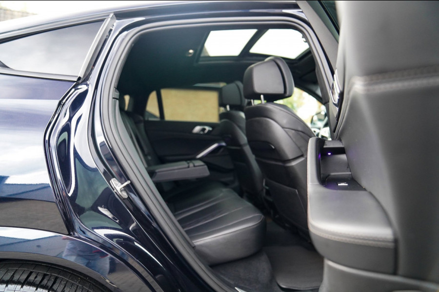 BMW X6 XDrive40i High Executive | Panorama | 360cam | Carbon | Adaptieve cruise control | Kristallen pook | 22 inch | Dealer onder