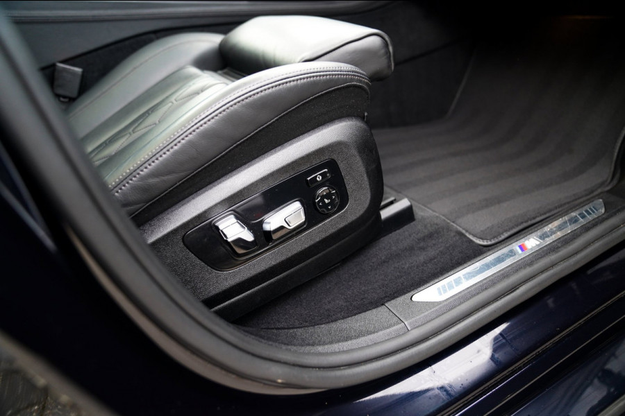 BMW X6 XDrive40i High Executive | Panorama | 360cam | Carbon | Adaptieve cruise control | Kristallen pook | 22 inch | Dealer onder