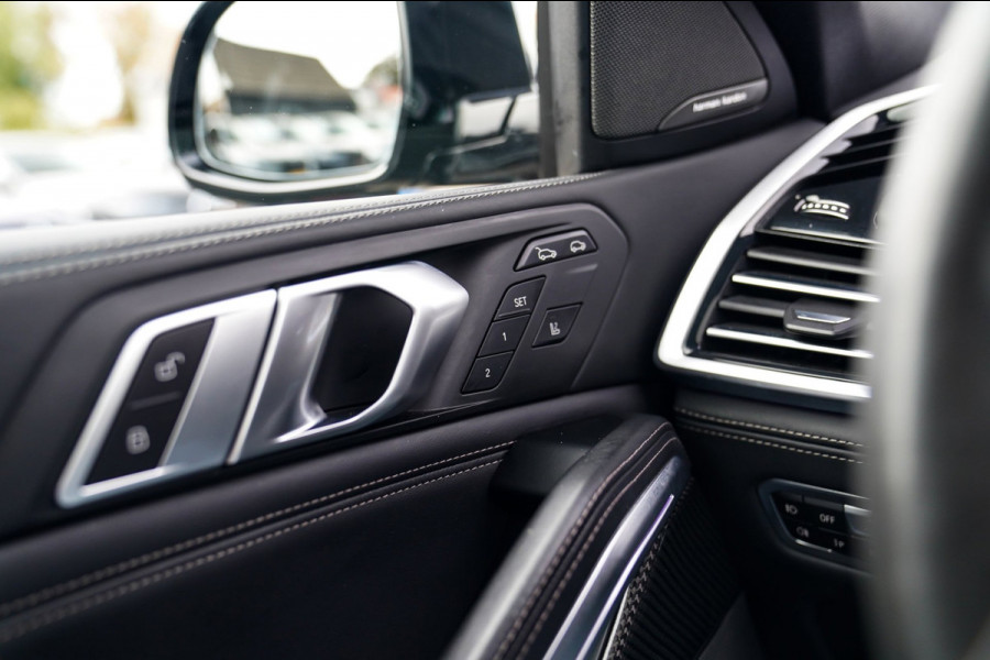 BMW X6 XDrive40i High Executive | Panorama | 360cam | Carbon | Adaptieve cruise control | Kristallen pook | 22 inch | Dealer onder
