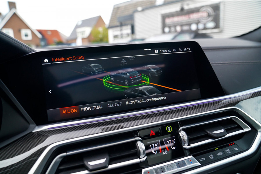 BMW X6 XDrive40i High Executive | Panorama | 360cam | Carbon | Adaptieve cruise control | Kristallen pook | 22 inch | Dealer onder