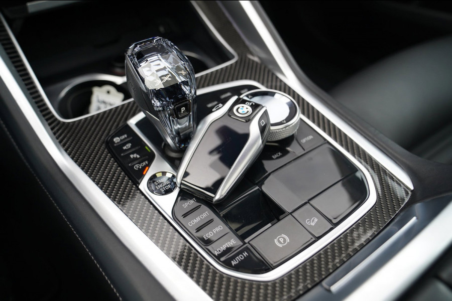 BMW X6 XDrive40i High Executive | Panorama | 360cam | Carbon | Adaptieve cruise control | Kristallen pook | 22 inch | Dealer onder