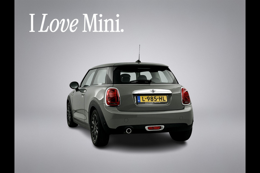 MINI 3-deurs 1.5 Classic Facelift Digital Cockpit/Carplay/Navi/Keyless entry/Park.sens
