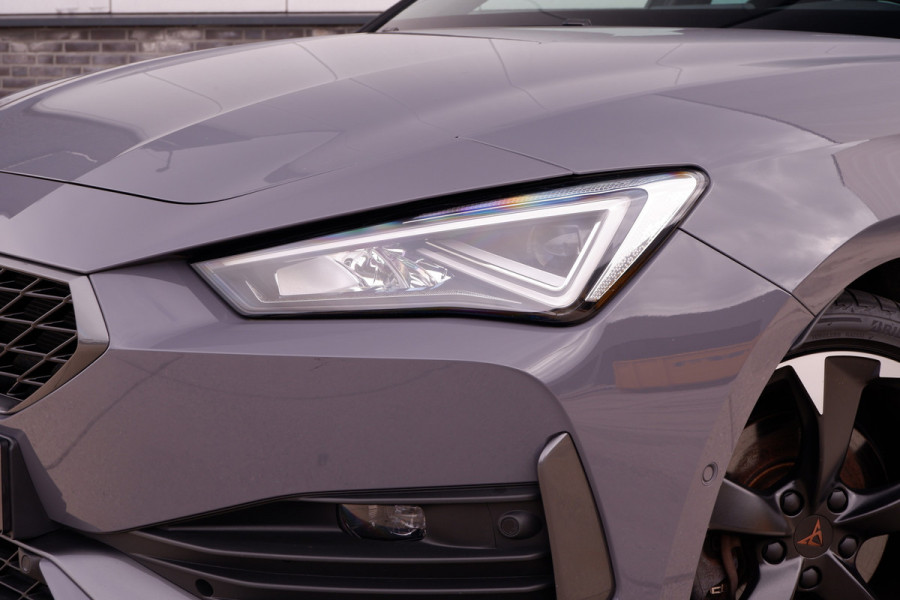 CUPRA Leon Sportstourer 1.4 e-Hybrid VZ Performance 245PK | Panoramadak | | Sfeerverlichting | Camera | Carplay | LED |