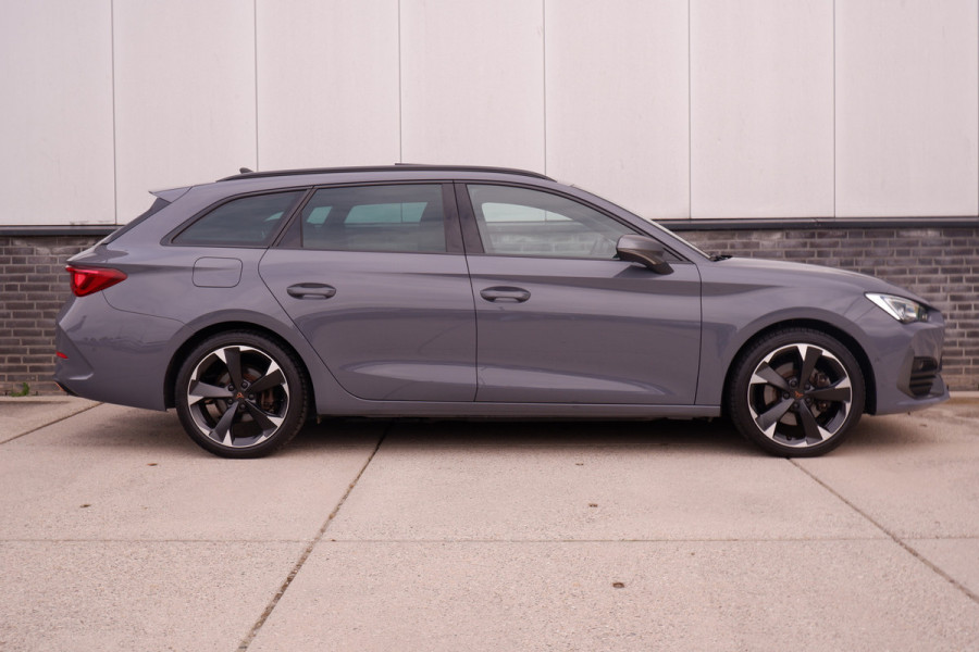 CUPRA Leon Sportstourer 1.4 e-Hybrid VZ Performance 245PK | Panoramadak | | Sfeerverlichting | Camera | Carplay | LED |