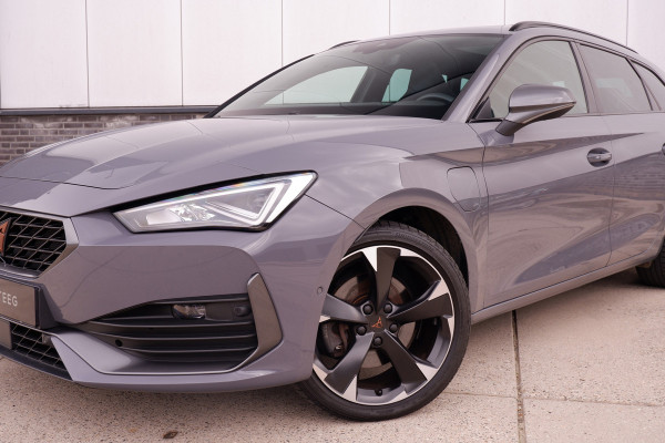 CUPRA Leon Sportstourer 1.4 e-Hybrid VZ Performance 245PK | Panoramadak | | Sfeerverlichting | Camera | Carplay | LED |