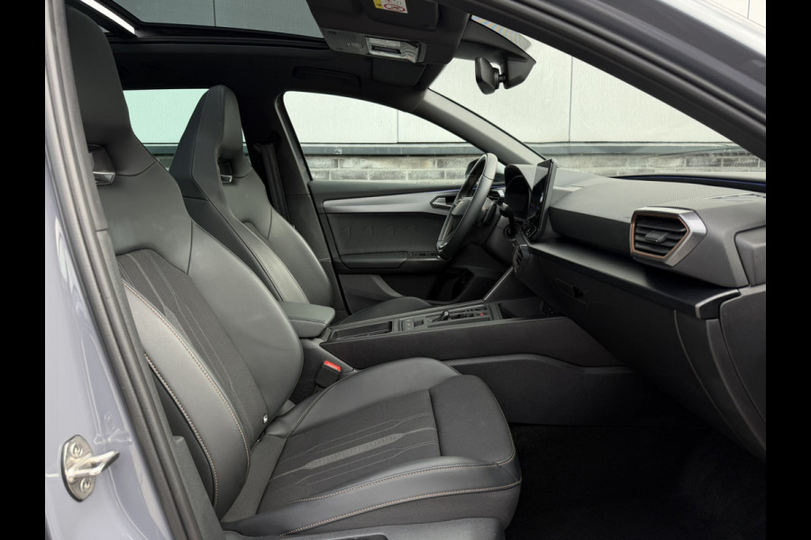 CUPRA Leon Sportstourer 1.4 e-Hybrid VZ Performance 245PK | Panoramadak | | Sfeerverlichting | Camera | Carplay | LED |