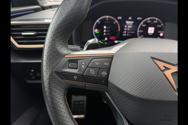 CUPRA Leon Sportstourer 1.4 e-Hybrid VZ Performance 245PK | Panoramadak | | Sfeerverlichting | Camera | Carplay | LED |