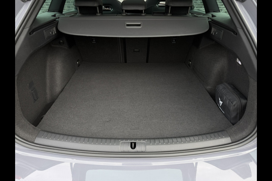 CUPRA Leon Sportstourer 1.4 e-Hybrid VZ Performance 245PK | Panoramadak | | Sfeerverlichting | Camera | Carplay | LED |