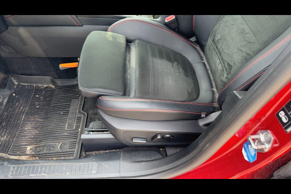 Ford Kuga 2.5 PHEV ST-Line X | Wegklapbare Trekhaak 1500KG | AGR-Stoelen | Stoel + Stuurverwarming | Camera | Adaptive Cruise Control |