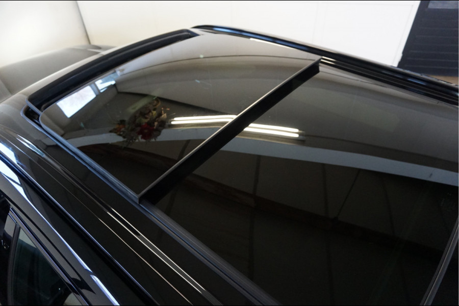 Volvo XC60 2.0 T6 Plug-in hybrid AWD Ultimate Dark Head-Up Long-Range 20"Velgen Schuifdak.
