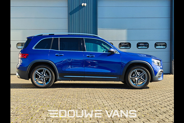 Mercedes-Benz Glb 200 Automaat Panorama AMG-Line Trekhaak Ambiente Verli. Stoelverw. Navi Night Pakket