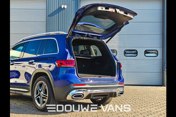 Mercedes-Benz Glb 200 Automaat Panorama AMG-Line Trekhaak Ambiente Verli. Stoelverw. Navi Night Pakket