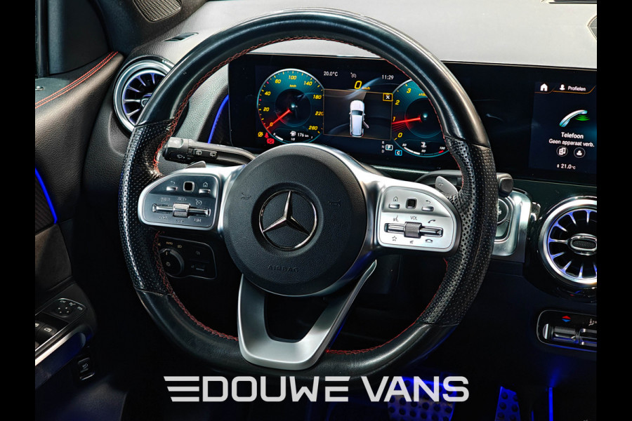 Mercedes-Benz Glb 200 Automaat Panorama AMG-Line Trekhaak Ambiente Verli. Stoelverw. Navi Night Pakket