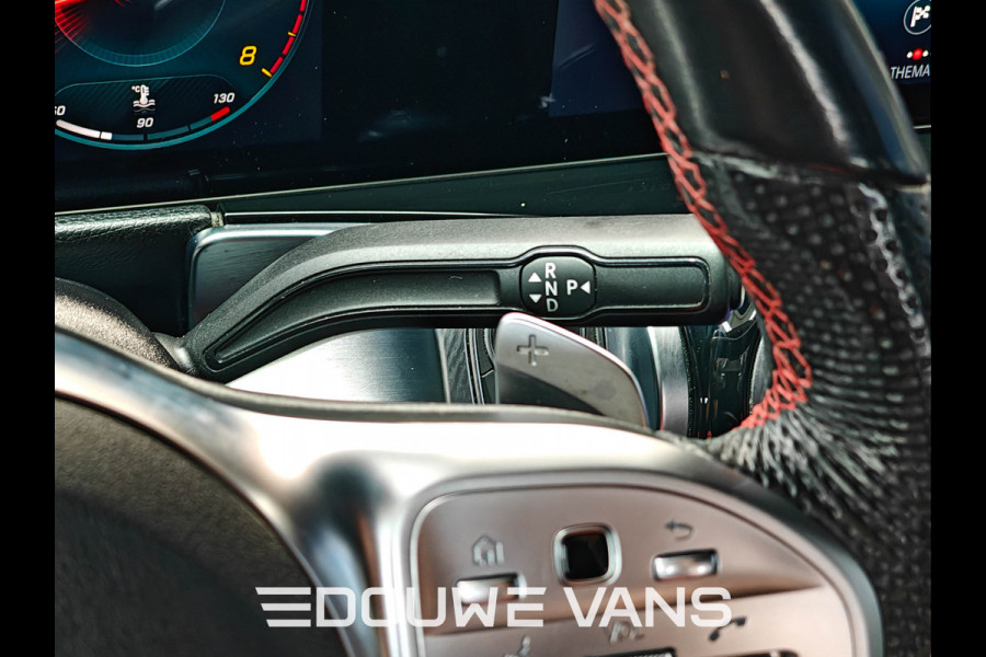 Mercedes-Benz Glb 200 Automaat Panorama AMG-Line Trekhaak Ambiente Verli. Stoelverw. Navi Night Pakket