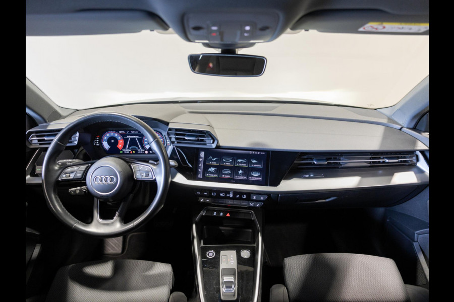 Audi A3 Sportback 35 TFSI Advanced edition / 150pk / NAP / Stoelverwarming / Adaptieve cruise control / Sportstoelen /