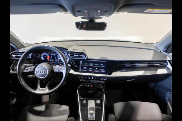 Audi A3 Sportback 35 TFSI Advanced edition / 150pk / NAP / Stoelverwarming / Adaptieve cruise control / Sportstoelen /