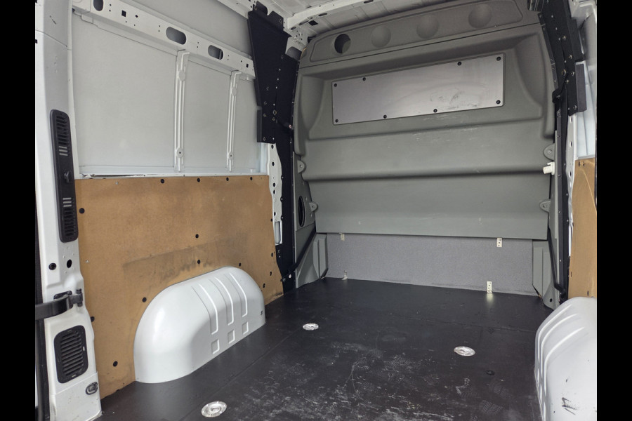 Peugeot Boxer /Renault Master 2.3 dCi L2H2 DC 7-Persoons Airco Cruisecontrol 136Pk Dubbelcabine