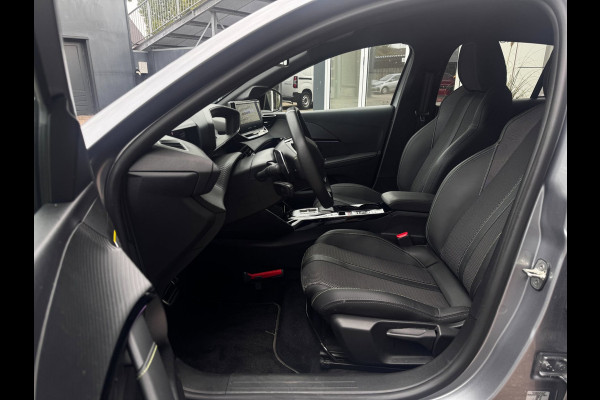 Peugeot 208 1.2 Hybrid 145 e-DCS6 GT | NL-Auto | 360 Camera | Navigatie | Adaptive Cruise | Automaat | Virtual Cockpit