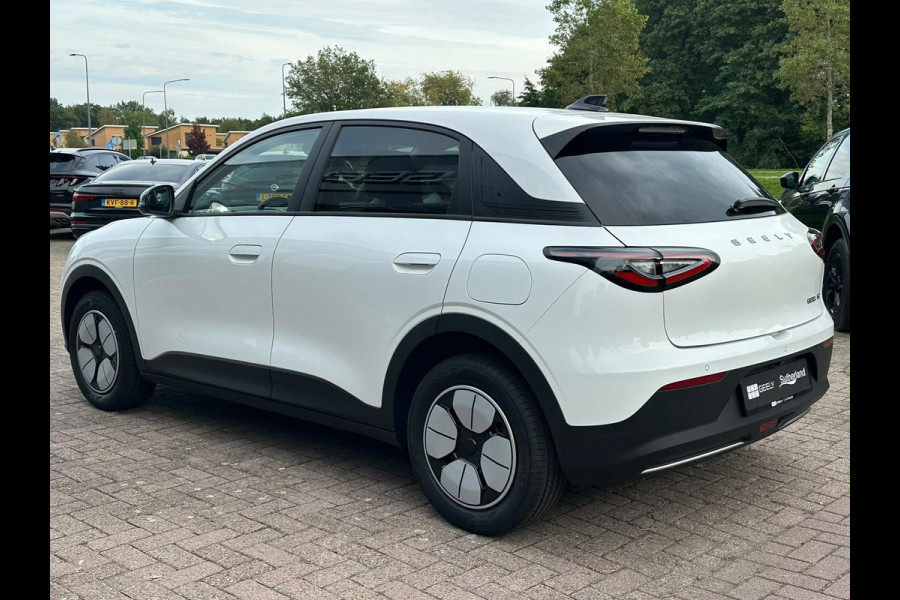GEELY E2 Max 47.14 kWh 81 PK |  252 Km actieradius | Verwarmbare voorstoelen en stuurwiel | Achteruitrijcamera en parkeersensoren achter | 8,8″ digitaal instrumentenpaneel en 14,6″ multimediascherm met Flyme Auto | 2026