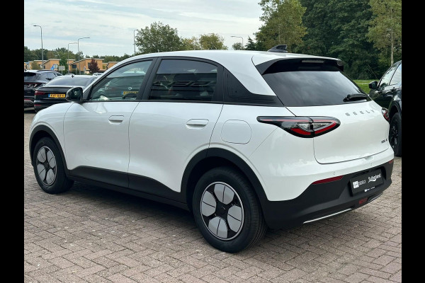 GEELY E2 Max 47.14 kWh 81 PK |  252 Km actieradius | Verwarmbare voorstoelen en stuurwiel | Achteruitrijcamera en parkeersensoren achter | 8,8″ digitaal instrumentenpaneel en 14,6″ multimediascherm met Flyme Auto | 2026