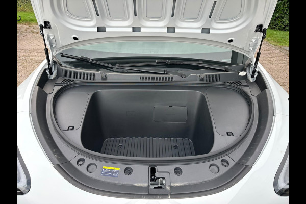 GEELY E2 Max 47.14 kWh 81 PK |  252 Km actieradius | Verwarmbare voorstoelen en stuurwiel | Achteruitrijcamera en parkeersensoren achter | 8,8″ digitaal instrumentenpaneel en 14,6″ multimediascherm met Flyme Auto | 2026