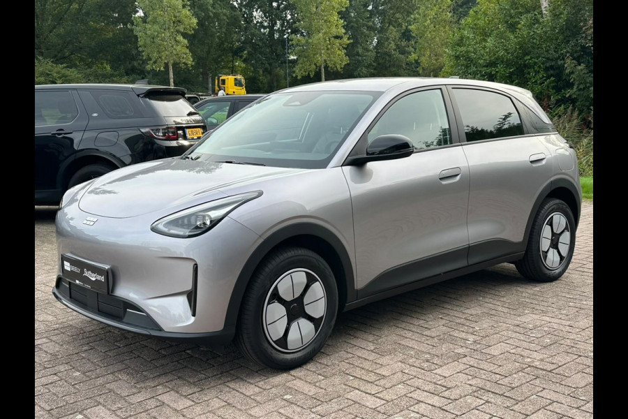 GEELY E2 Max 47.14 kWh 81 PK |  252 Km actieradius | Verwarmbare voorstoelen en stuurwiel | Achteruitrijcamera en parkeersensoren achter | 8,8″ digitaal instrumentenpaneel en 14,6″ multimediascherm met Flyme Auto | 2026