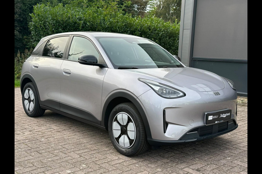 GEELY E2 Max 47.14 kWh 81 PK |  252 Km actieradius | Verwarmbare voorstoelen en stuurwiel | Achteruitrijcamera en parkeersensoren achter | 8,8″ digitaal instrumentenpaneel en 14,6″ multimediascherm met Flyme Auto | 2026