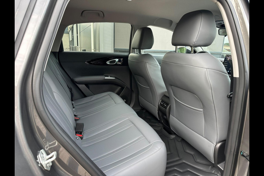 GEELY E2 Max 47.14 kWh 81 PK |  252 Km actieradius | Verwarmbare voorstoelen en stuurwiel | Achteruitrijcamera en parkeersensoren achter | 8,8″ digitaal instrumentenpaneel en 14,6″ multimediascherm met Flyme Auto | 2026